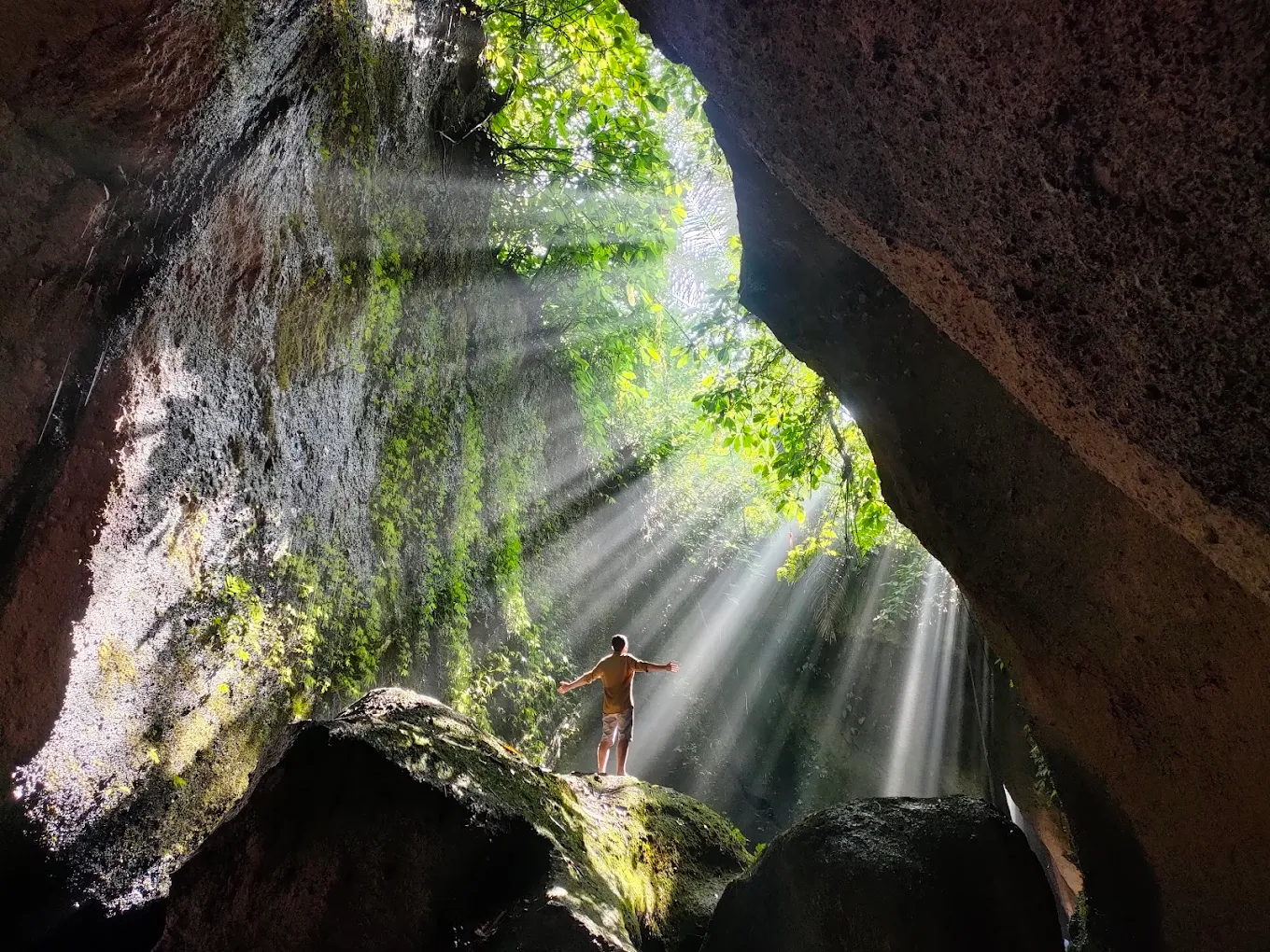 tukad cepung waterfall bali
